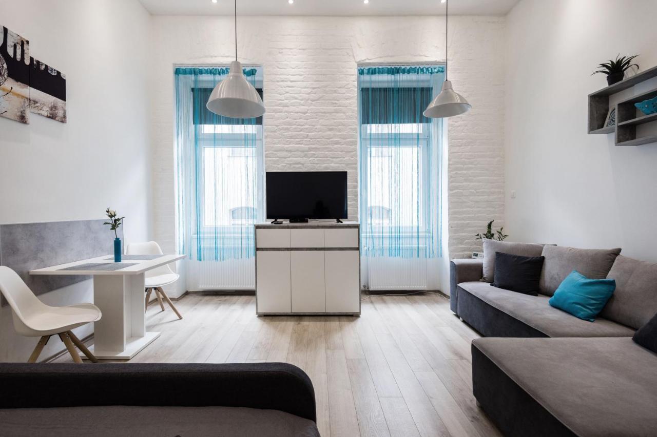 Elegant Studio In Central Boedapest Buitenkant foto