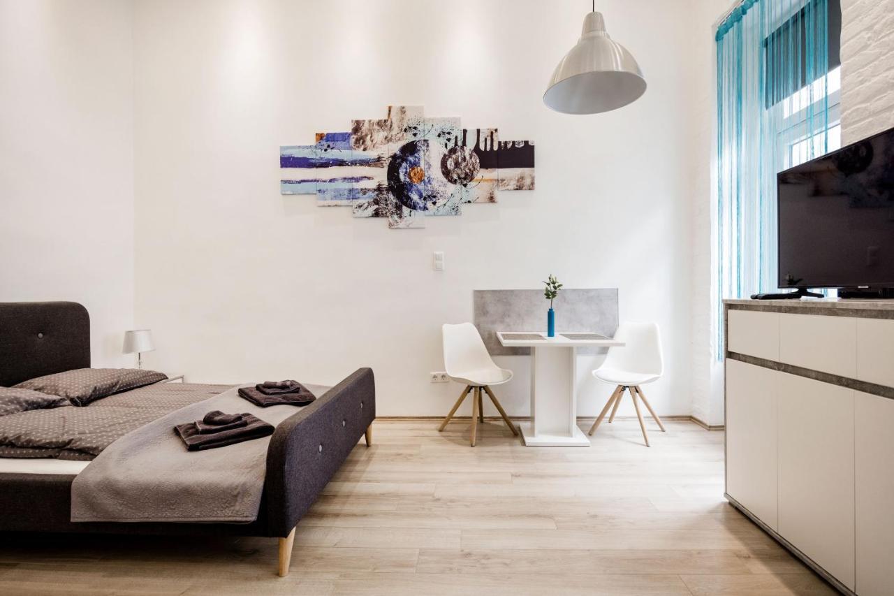 Elegant Studio In Central Boedapest Buitenkant foto